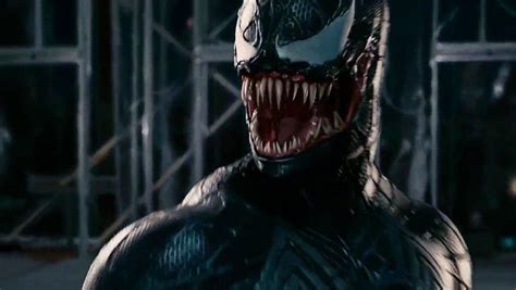 T­o­m­ ­H­a­r­d­y­­l­i­ ­V­e­n­o­m­­d­a­n­ ­M­e­r­a­k­l­a­ ­B­e­k­l­e­n­e­n­ ­İ­l­k­ ­F­r­a­g­m­a­n­ ­G­e­l­d­i­!­